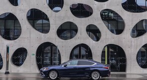Lexus ES300 - local